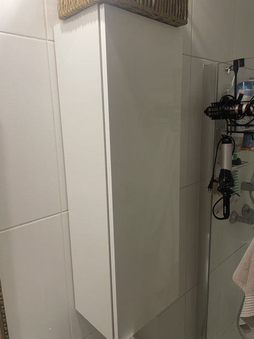 Szafka wisząca łazienkowa