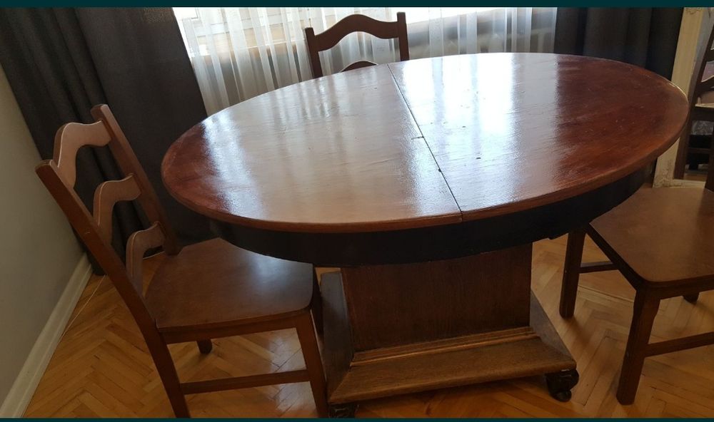 Стіл розкладний . Овальний стіл