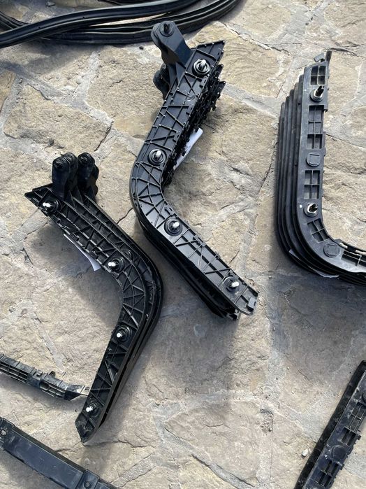 кріплення заднього бампера Tesla model 3 Y кроштейн заднього бампера