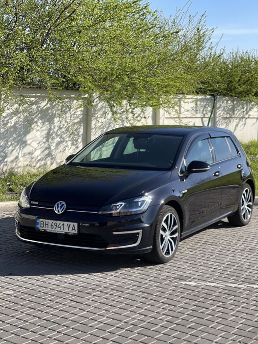 Volkswagen e-Golf  36 кв