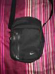 Bolsa nike tiracolo