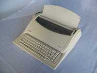 Máquina de Escrever Olivetti Linea 101
