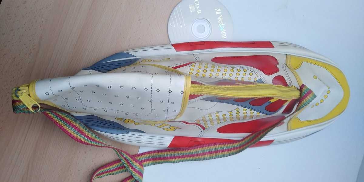 Torba sportowa na ramię ,,But"