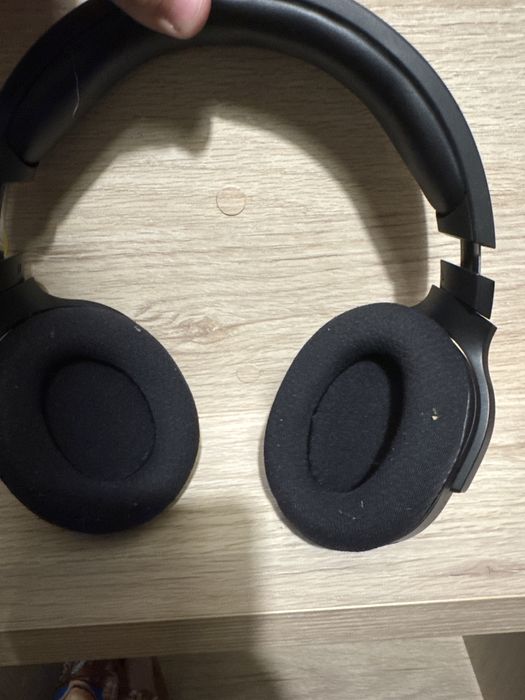 Fones bluetooth RAZER BARRACUDA X