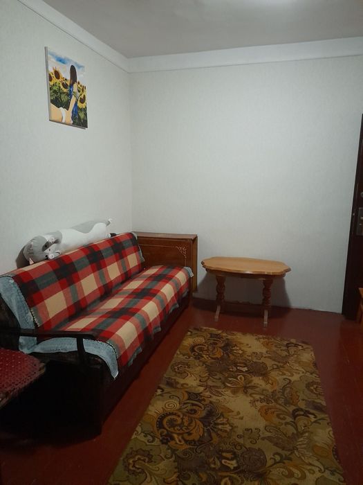 Здам кімтану у двохкімнатній квартирі