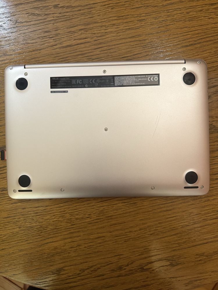 Нетбук Asus X205T Gold