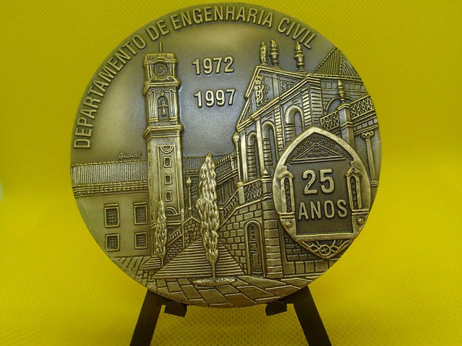 Medalha em Bronze Ciência, Engenho e Arte
