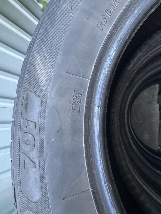 Резина всесезонная 225/60/18