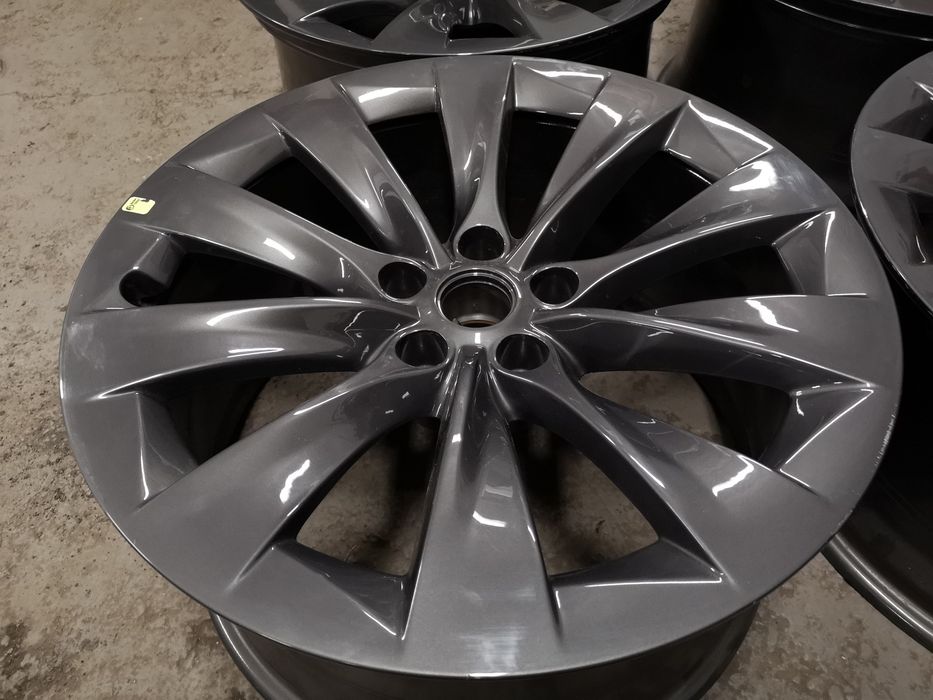 Felgi 5x120 Tesla S 20x10j et35 Nowe