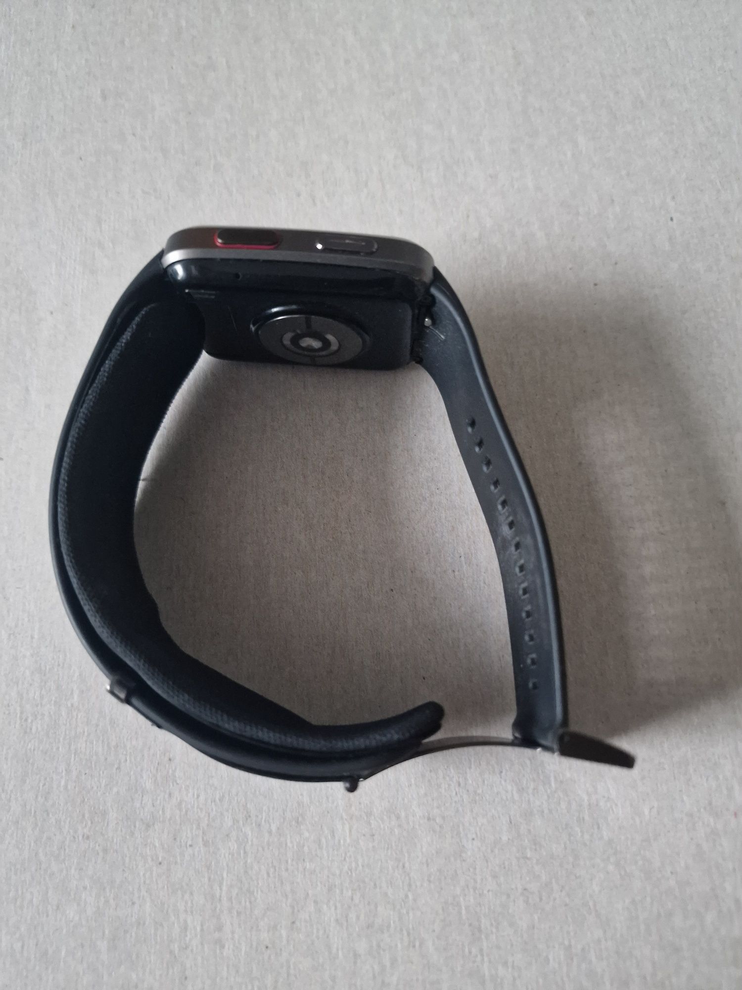 HUAWEI  Watch D smartwatch