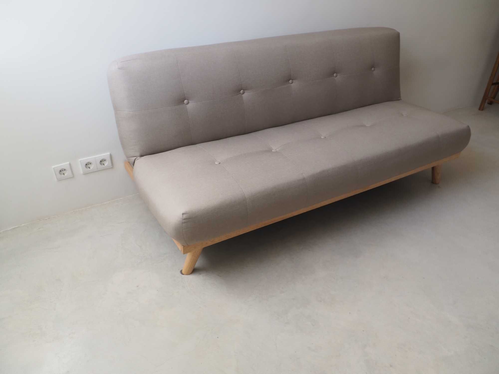 Sofa-cama Sklum como novo