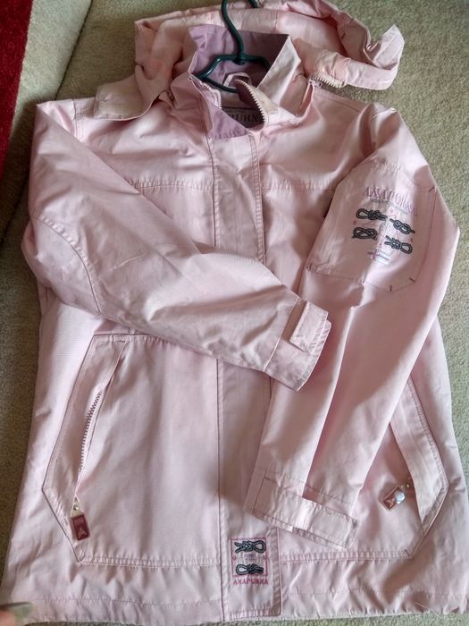 Куртка , курточка .