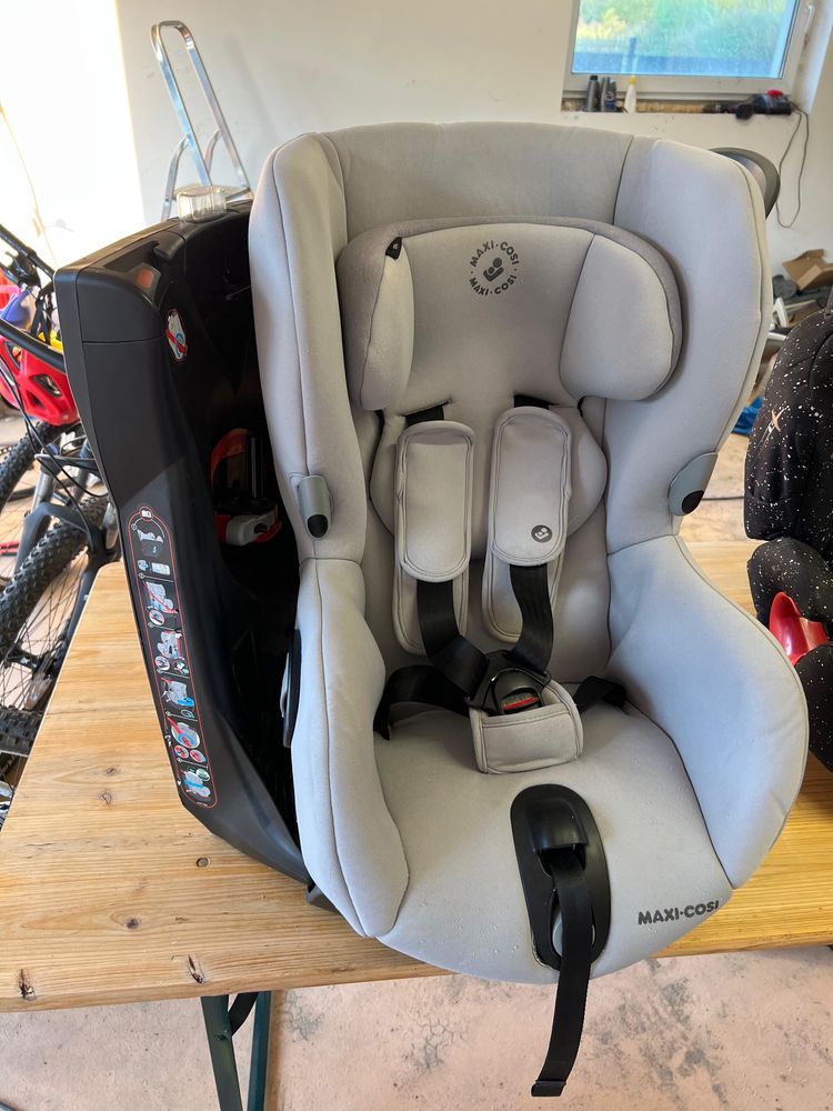 Fotelik Samochodowy Maxi Cosi Axiss 9-18 kg