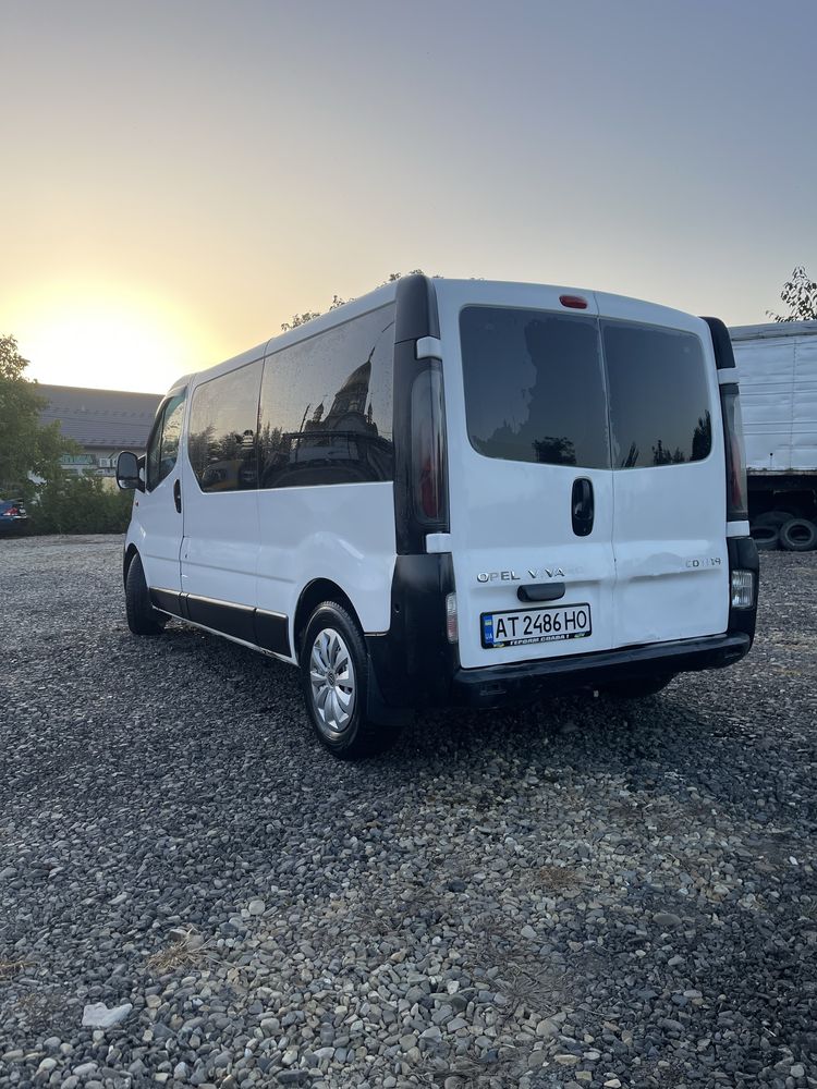 Opel Vivaro 2004