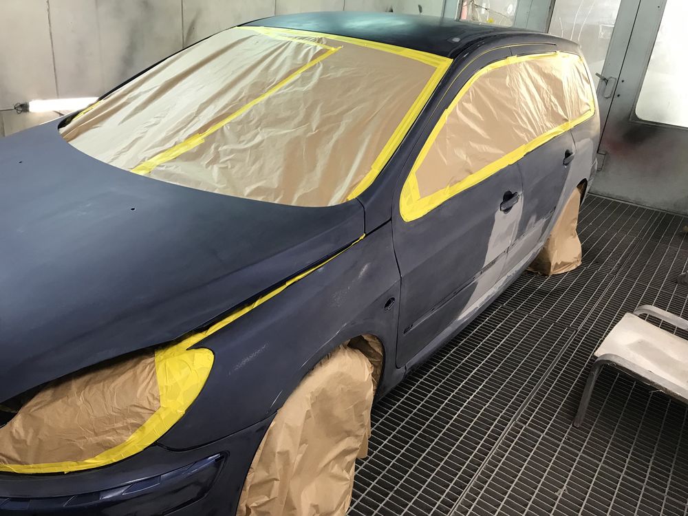 Pintura automóvel ao melhor preço com rigor e profissionalismo trabalho em estufa