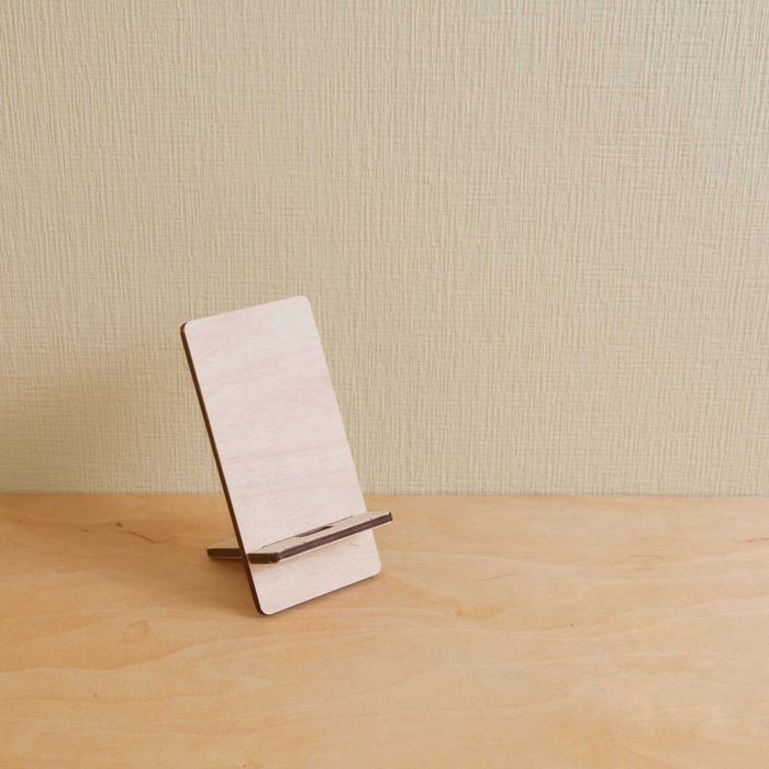 Подставка под телефон из фанеры