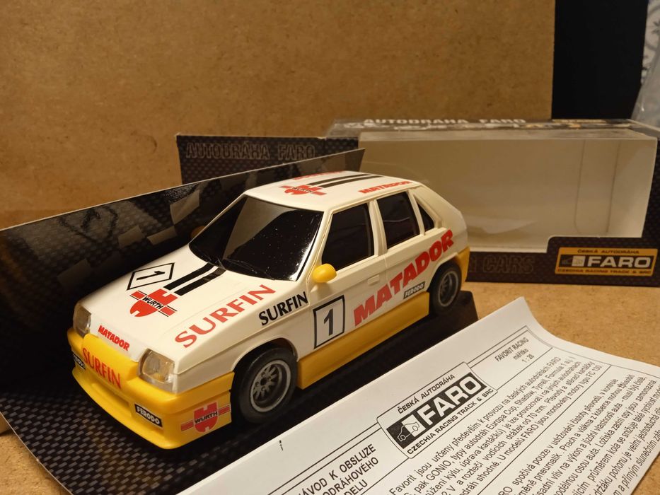 SlotCar 1/28 FARO  Skoda Favorite