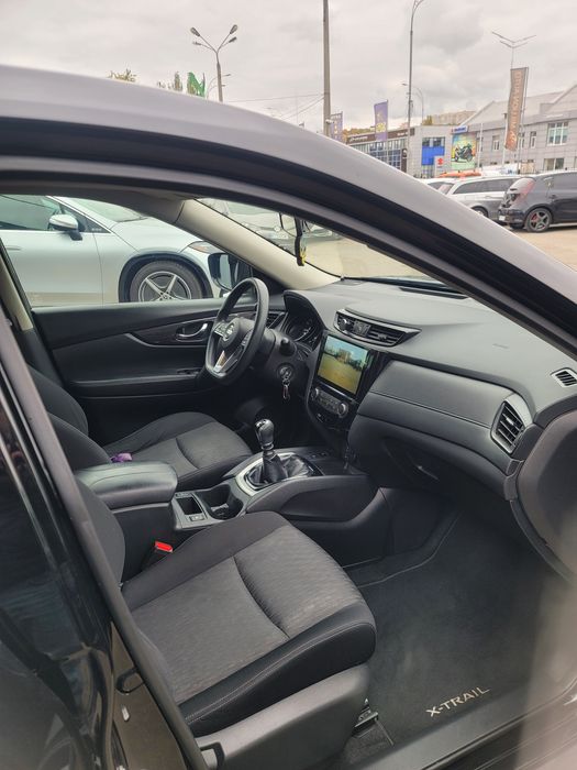 Продажа власного  Nissan X- Trail кінець 19 року. 
https