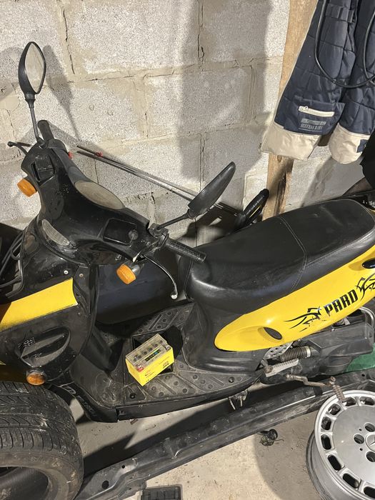 Продам скутер на ходу