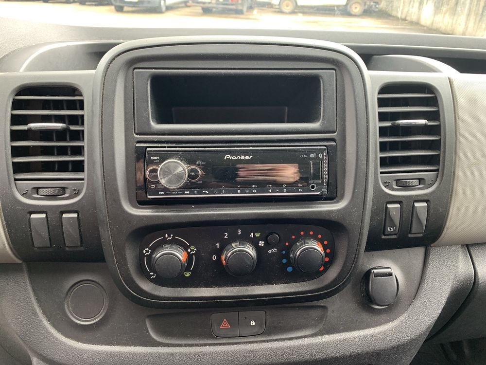Renault tratic 1.6 dci 2016