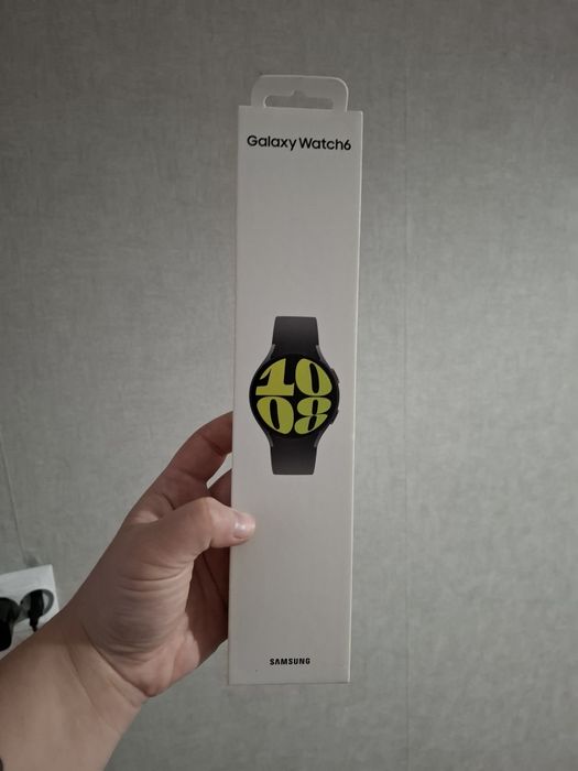 Samsung Watch6 44mm + 4 folie ochronne