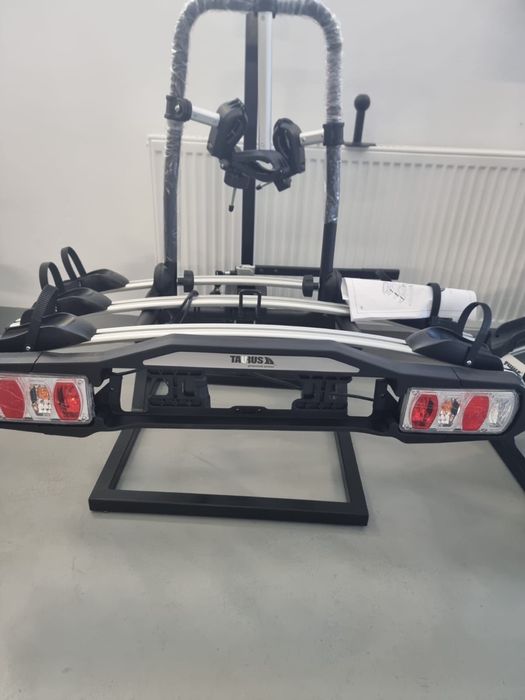 Bagażnik rowerowy na hak Taurus BASIC PLUS 3 rower