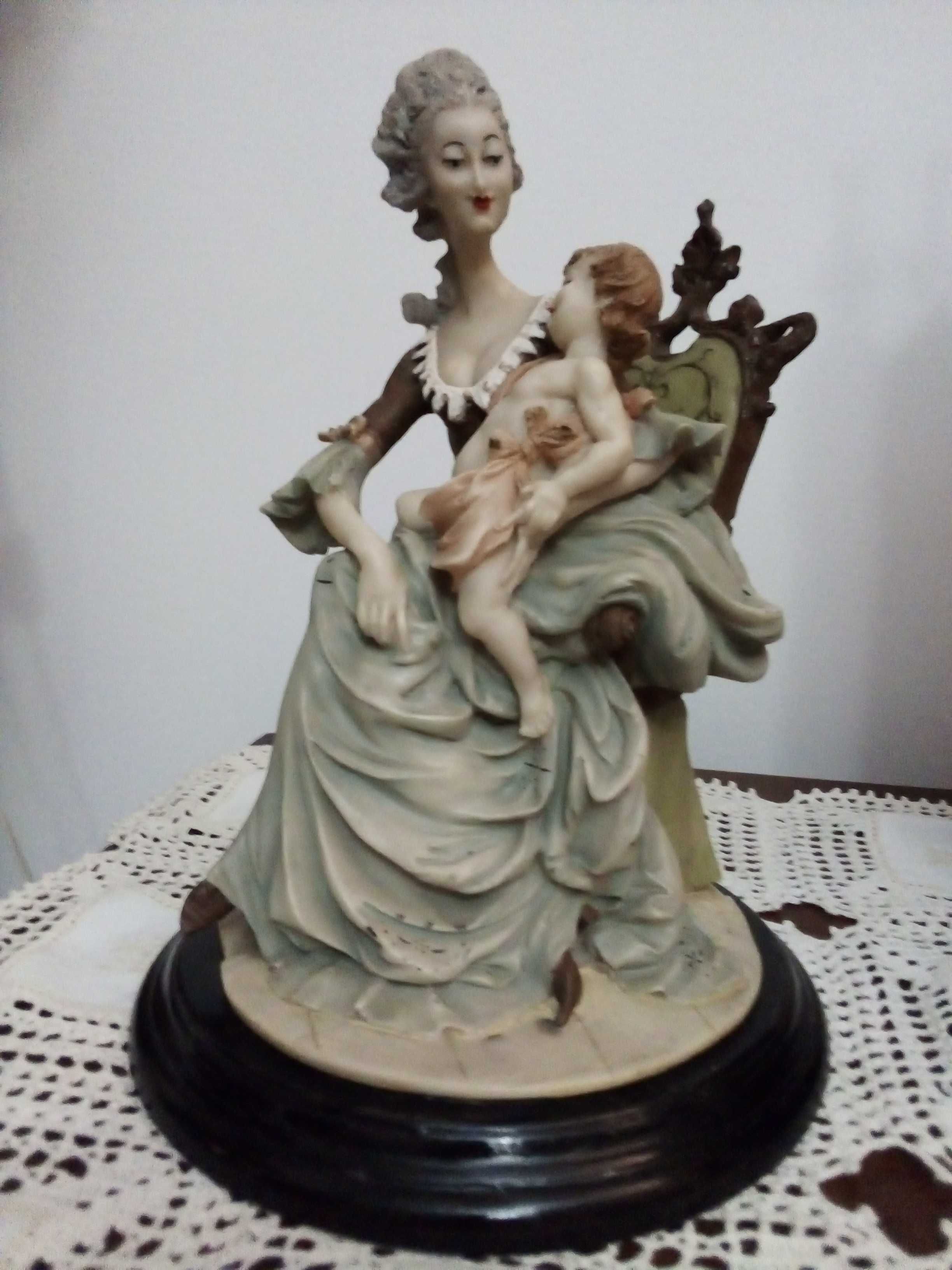 Estatueta Porcelana Antiga