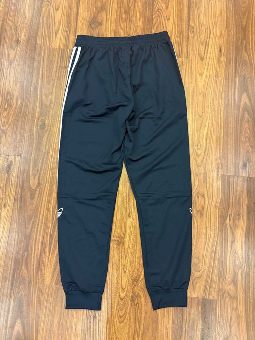 Adidas rap pants (L size)