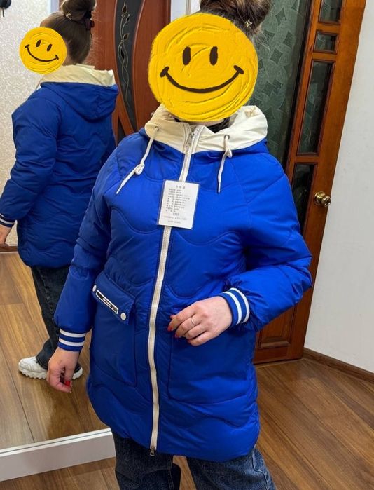 Жіноча курточка з капюшоном