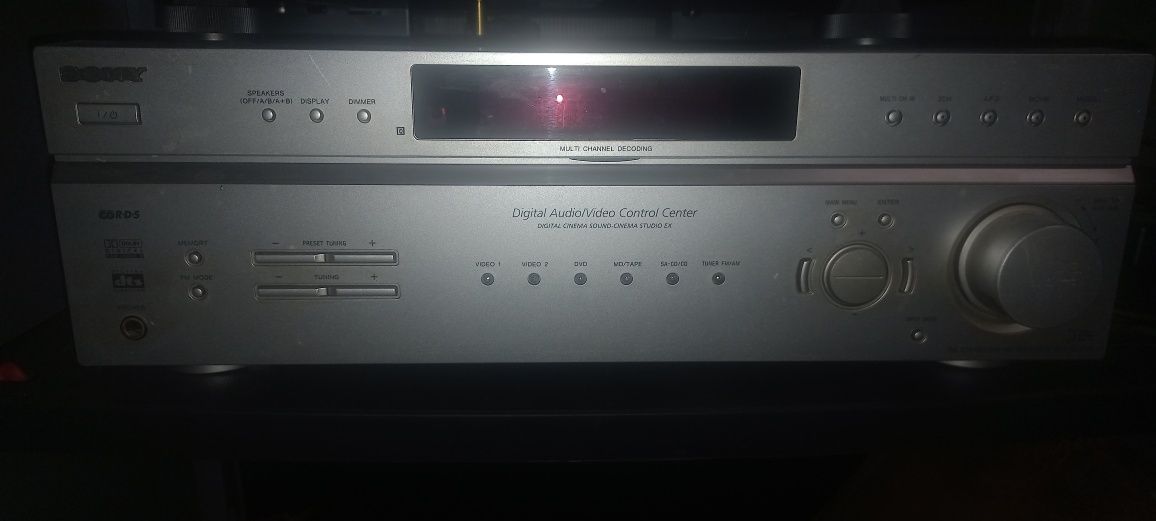 Sprzedam gramofon pro-ject primary.