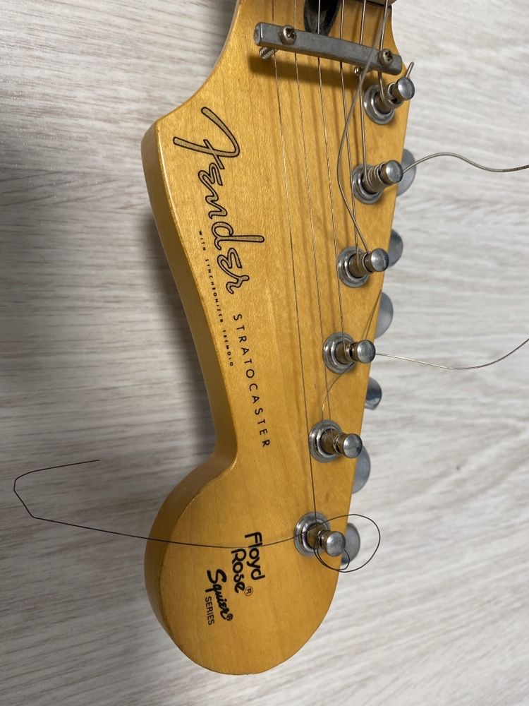 Электрогитара Fender. Japan