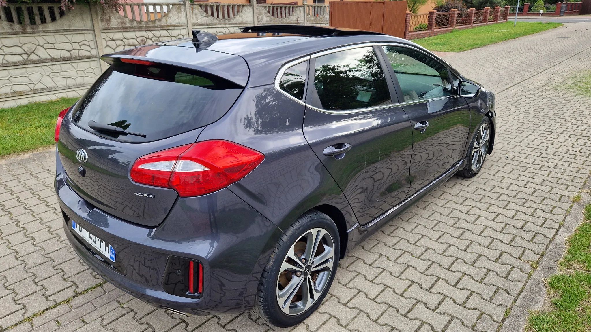 Kia Ceed 1.0t gt line Navi led