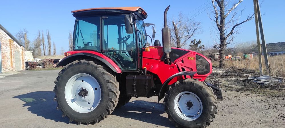 Трактор Беларус 1523 2020 року Трактор МТЗ 1523 2020 року Плуг ПТК 8