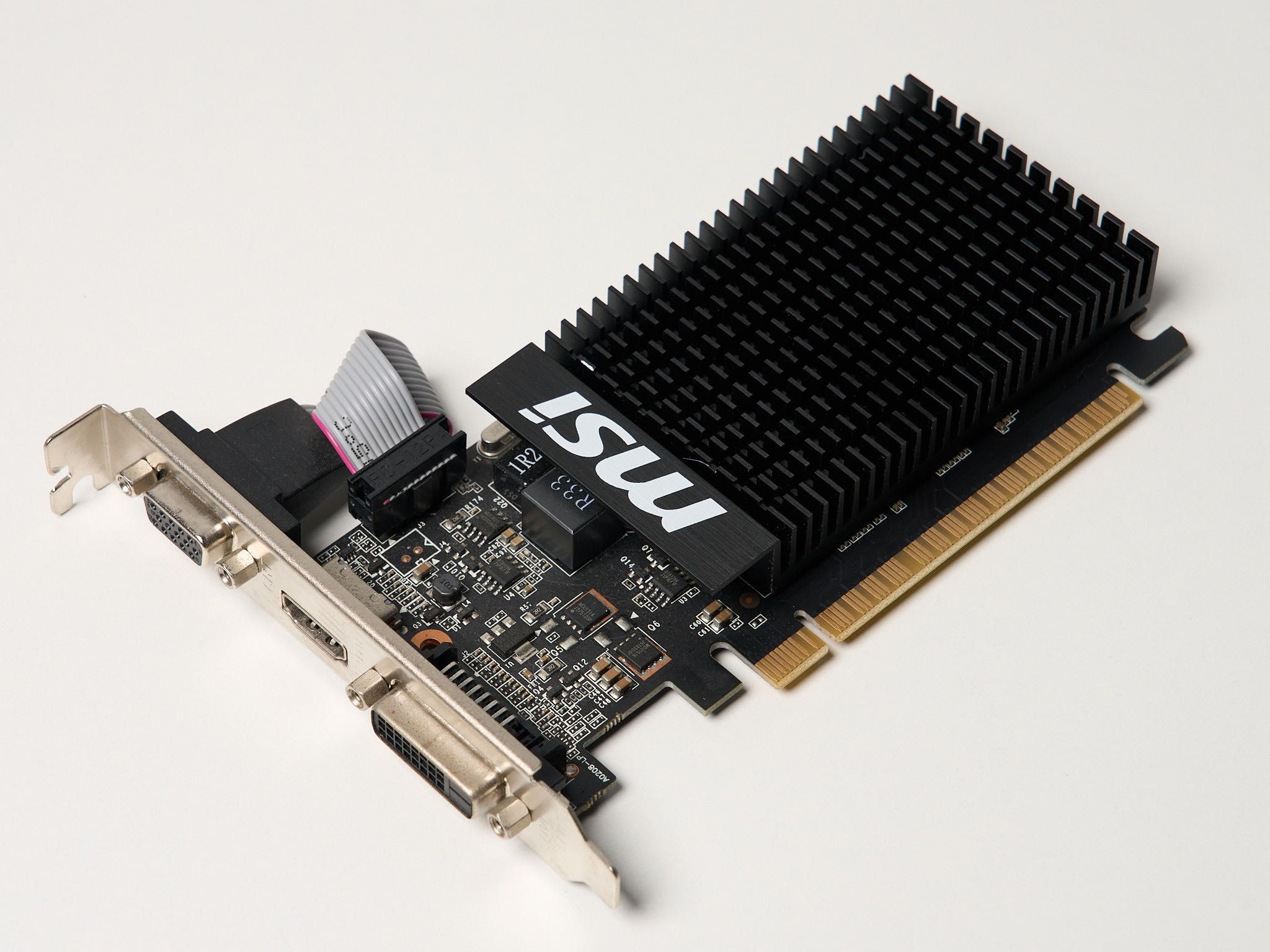Placa gráfica MSI Geforce GT 710 2GD3H LP