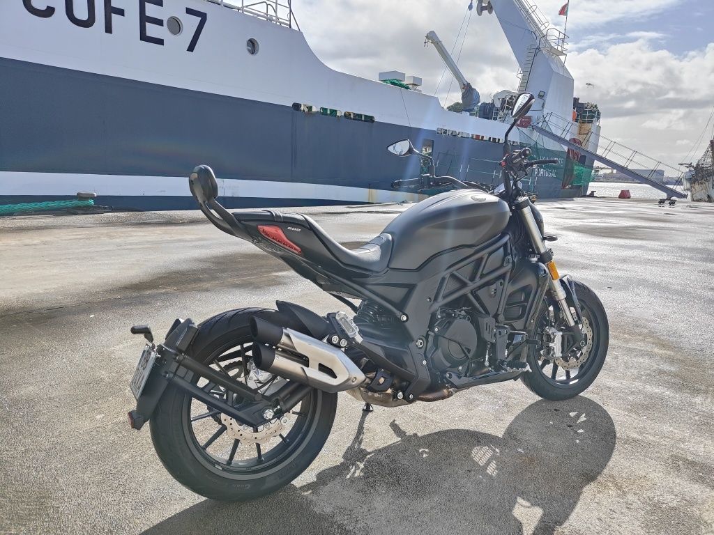 Benelli 502C Cruiser