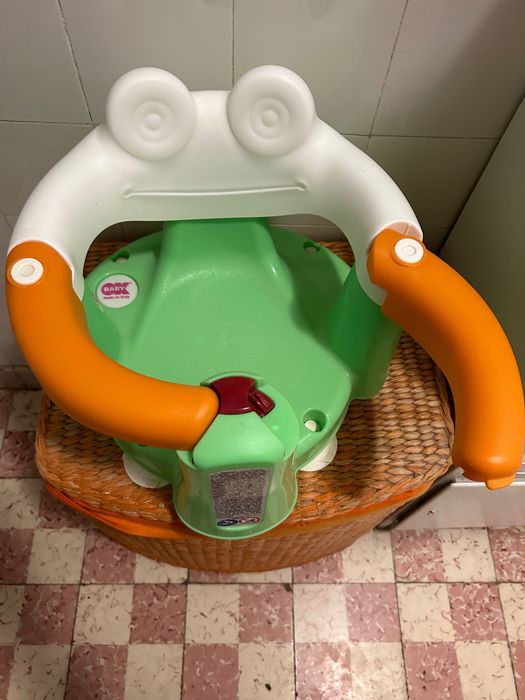 Assento de bebé para banho
