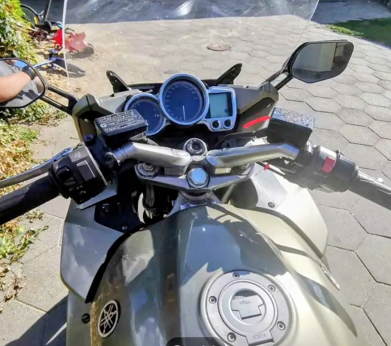 Yamaha FJR 1300 tanio