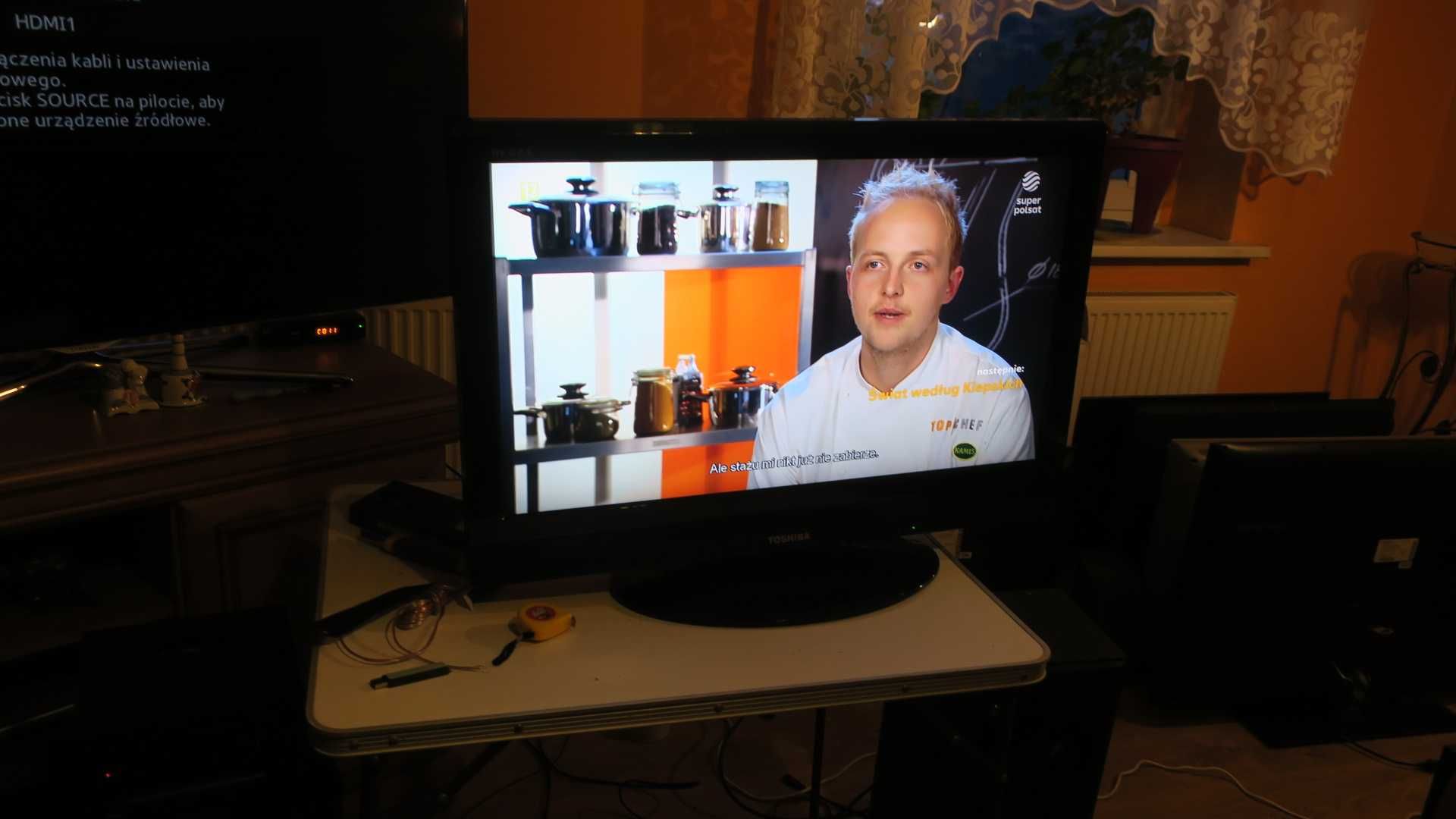 Telewizor Toshiba LCD 32 cale + pilot