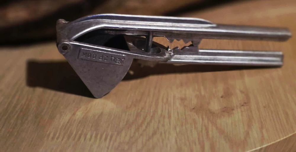 Dziadek Do Orzechów i Łyżka Z Sitkiem