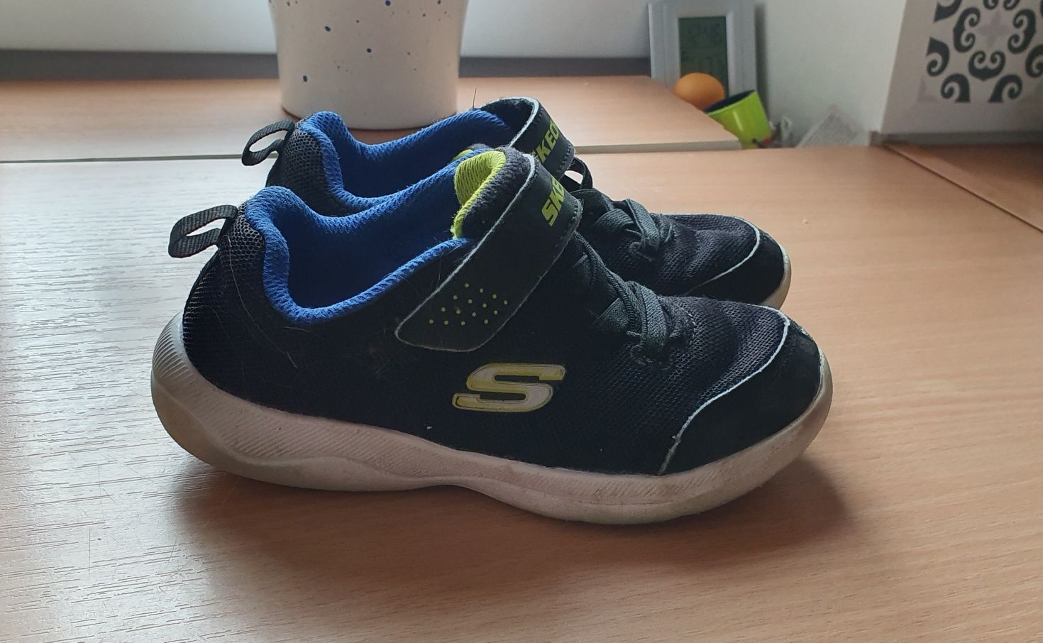 Sneakersy Skechers roz. 26