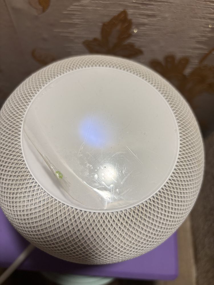 Розумна колонка HomePod