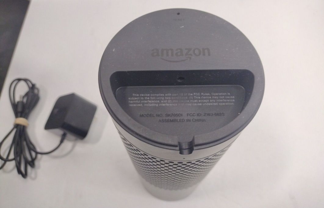 Умная колонка Amazon Alexa Echo Plus Black SK705DI