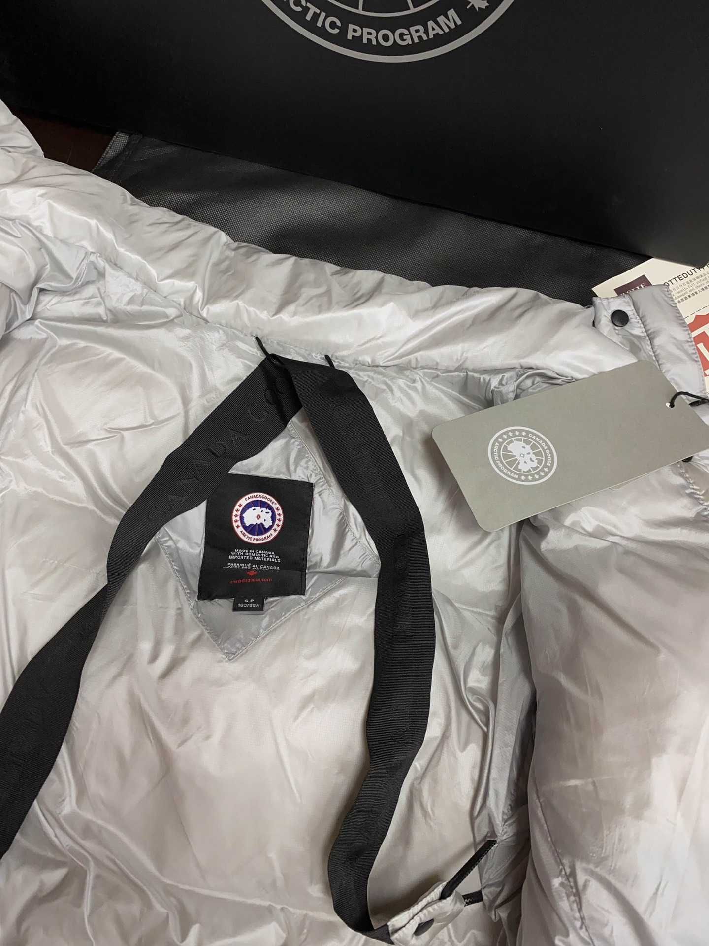 Canada Goose Cypress Krótki strój z piórem Srebrno-szary