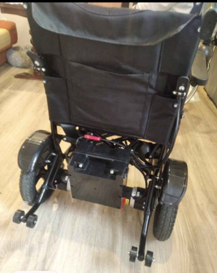 Sprzedam Wózek inwalidzki elektryczny