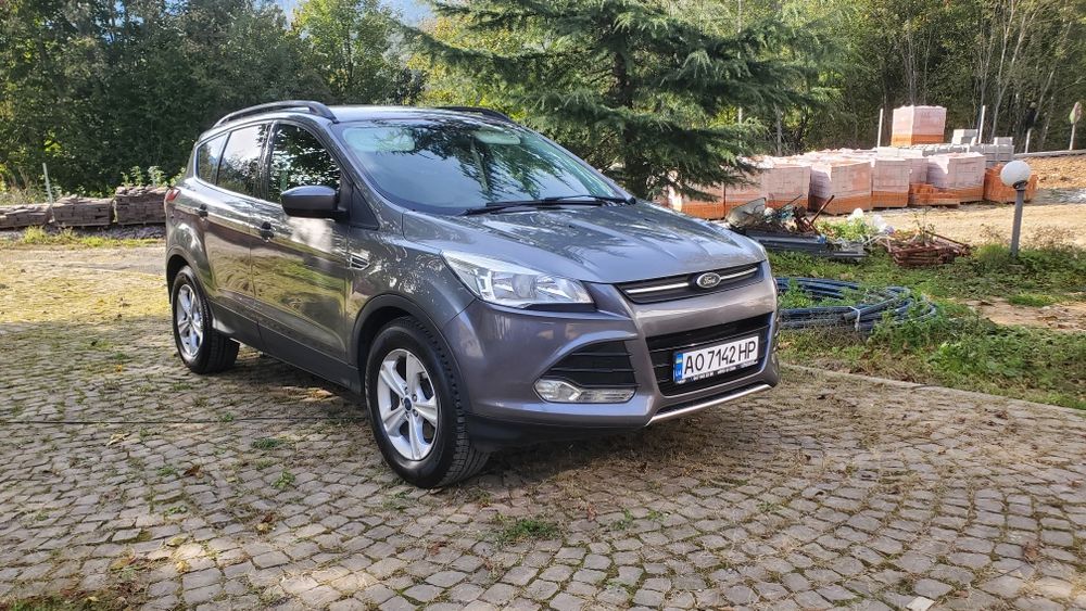 Продам Ford Escape