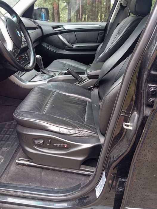 Продам бмв х5 е53