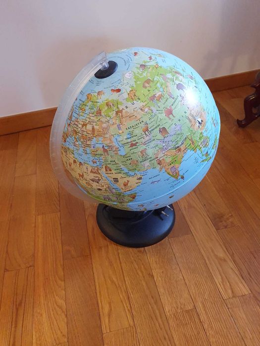 Globo de secretária