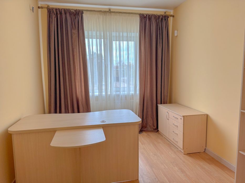 Здам офісний комплекс з гарним ремонтом і меблями