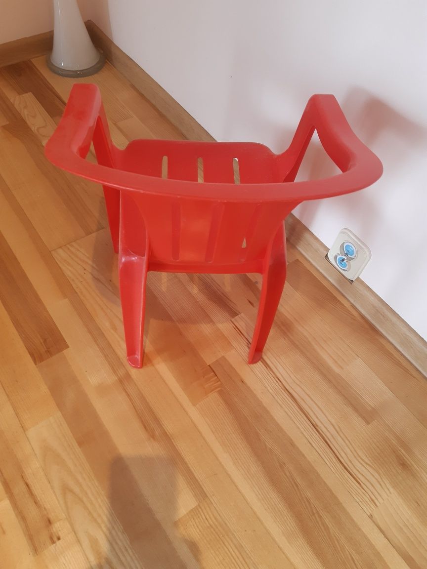 Krzesełko dziecinne