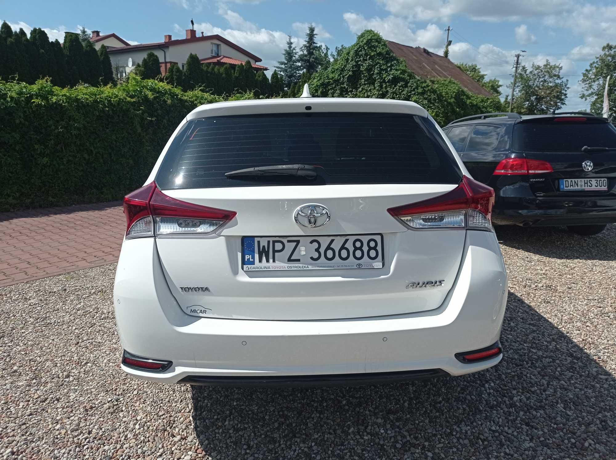 Toyota AURIS 1.4 D4D 90 KM